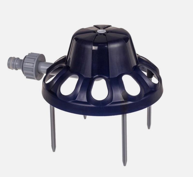 out-of-the-blue-fliegende-weltraum-rakete-rasensprenger-33cm-wassersprinkler-5.jpg
