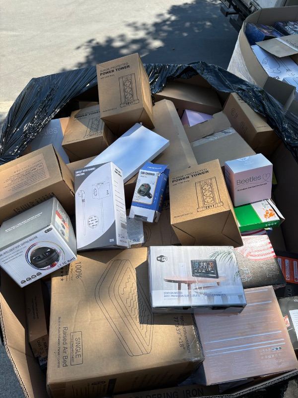 amazon-lpn-premium-neuware-a-ware-hochwertiger-elektronik-und-multimedia-mix-4.jpg