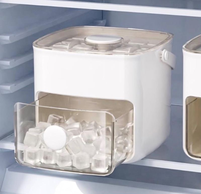 double-layer-ice-box-with-48-compartments-with-carry-handle-press-to-remove-ice-quickly-the-top-layer-of-ice-production-the-bottom-layer-of-ice-storage-ideal-for-home-2.jpg